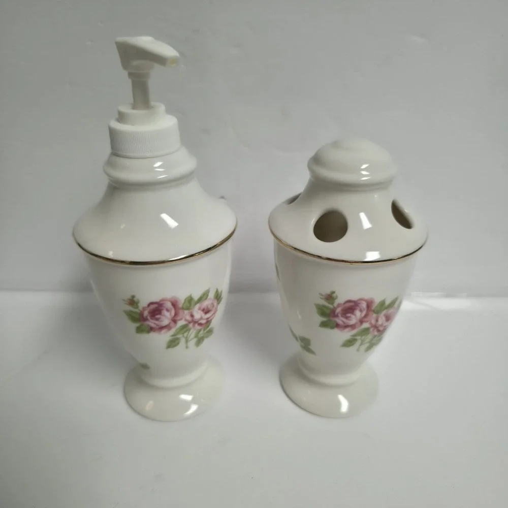 Martha Stewart Everyday Roses Bathroom 2 Pc Set Soap Dispenser Toothbrush Holder